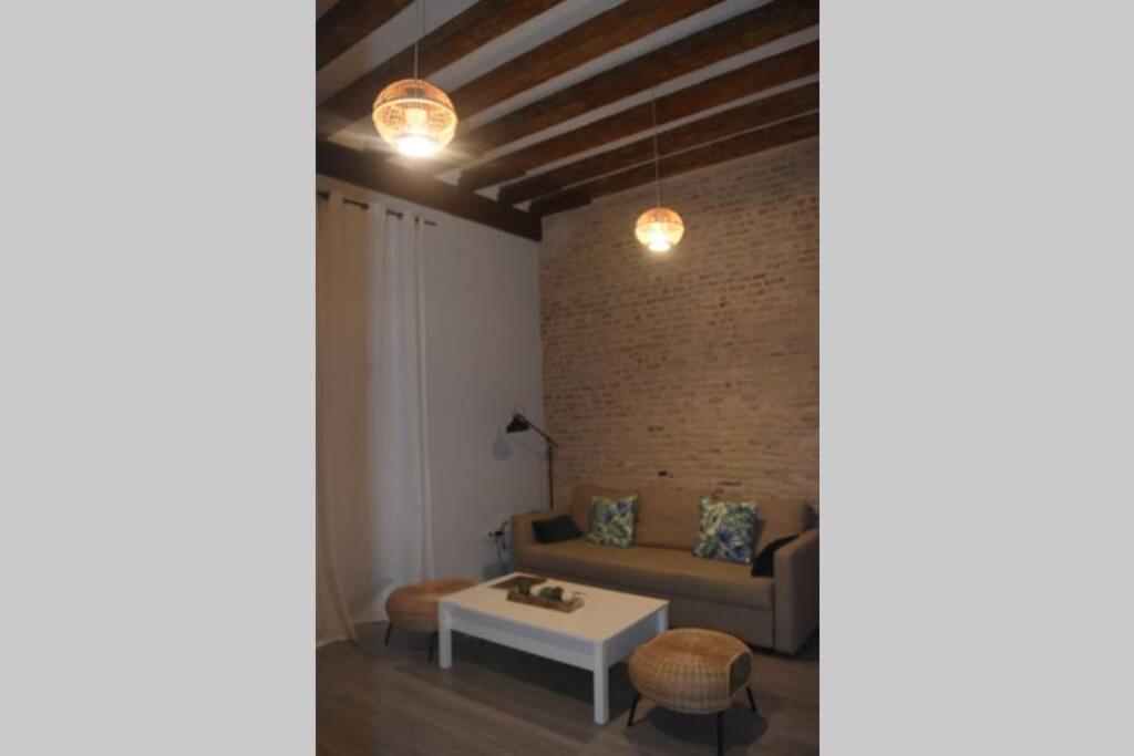 Alleanza, Balcon De La Maestranza Sevilla Buitenkant foto